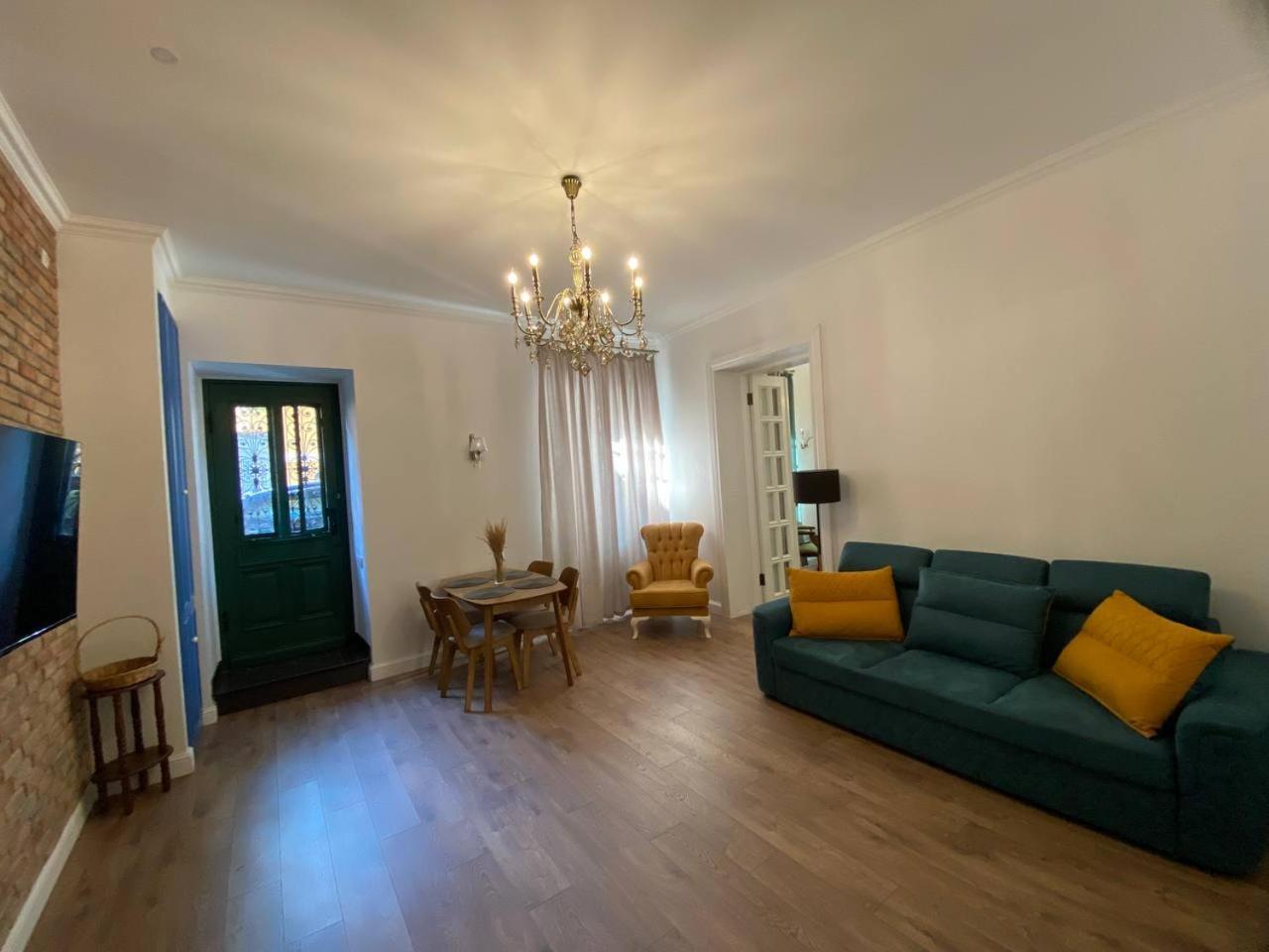 Apartments Margarita Tbilisi ภายนอก รูปภาพ