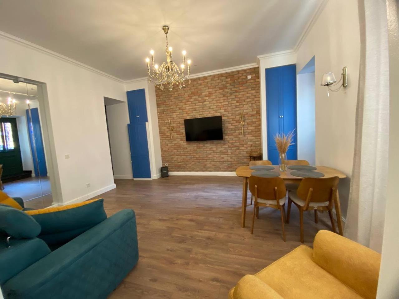 Apartments Margarita Tbilisi ภายนอก รูปภาพ