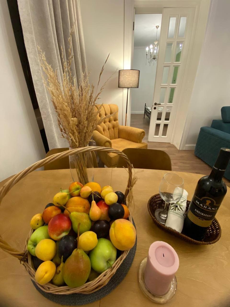 Apartments Margarita Tbilisi ภายนอก รูปภาพ